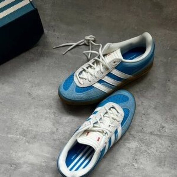 Bad Bunny San Juan Adidas Gazelle 2024 - Picture 2 of 7